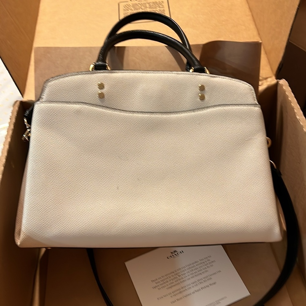 Tri-Color/Colorblock Coach “Lillie” Carryall Bag - Picture 3 of 10